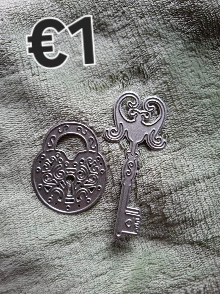 Snijmallen en stempels, Ophalen of Verzenden, Overige thema's, Pons of Mal