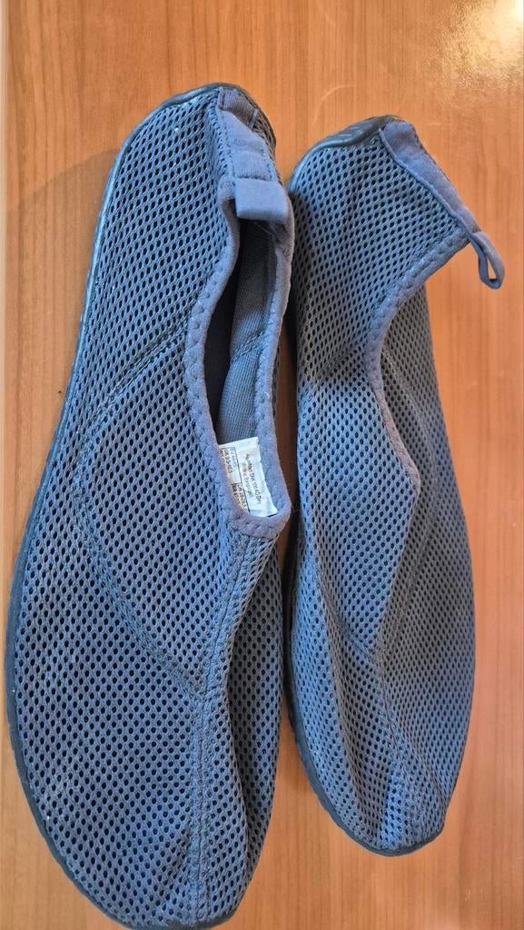 Waterschoenen zgan maat 43/44, Ophalen, Zo goed als nieuw, Zeil- of Surfschoenen
