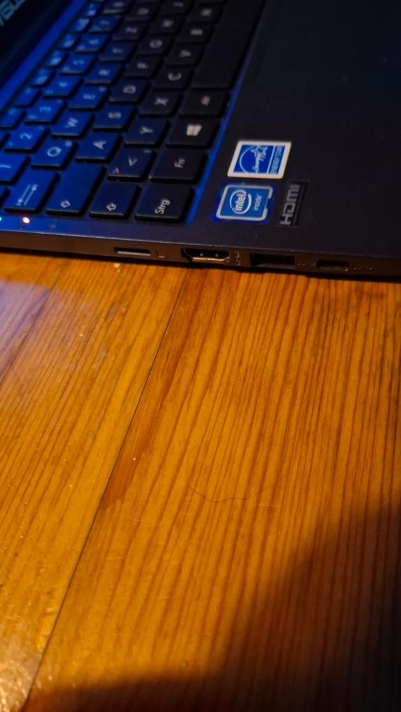 Asus mini laptop, Ophalen, Gebruikt