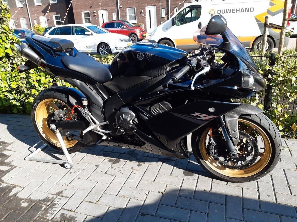 Yamaha R1 10th anniversary akrapovic limited Edition 2008, Motoren, Sportuitlaat, Occasion, 4 cilinders, Motorrijbewijs A