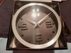 Wandklok zilver en zwart 15 cm nieuw!, Ophalen of Verzenden, Nieuw, Analoog, Wandklok