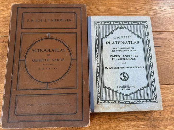 Oude Schoolatlas en Platen-Atlas, Boeken, Atlassen en Landkaarten, Gelezen, Overige atlassen, Nederland, 1800 tot 2000, Ophalen of Verzenden