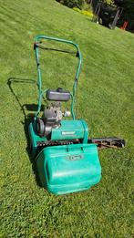 Qualcast 43s kooimaaier en verticuteermachine, Tuin en Terras, Grasmaaiers, Gebruikt, Opvangbak, Benzine-grasmaaier, 40 t/m 49 cm