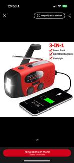 powerbank+ radio+ zonnepaneel opladbaar 3 voor €75, Audio, Tv en Foto, Radio's, Ophalen of Verzenden, Zo goed als nieuw, Radio