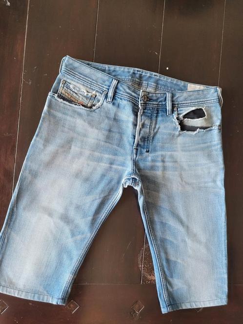 CLASSIC VINTAGE DIESEL ZATHAN SHORTPANTS SIZE 31, Kleding | Heren, Spijkerbroeken en Jeans, Zo goed als nieuw, W32 (confectie 46) of kleiner