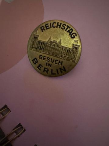 Speldje Reichstag besuch in Berlin  beschikbaar voor biedingen