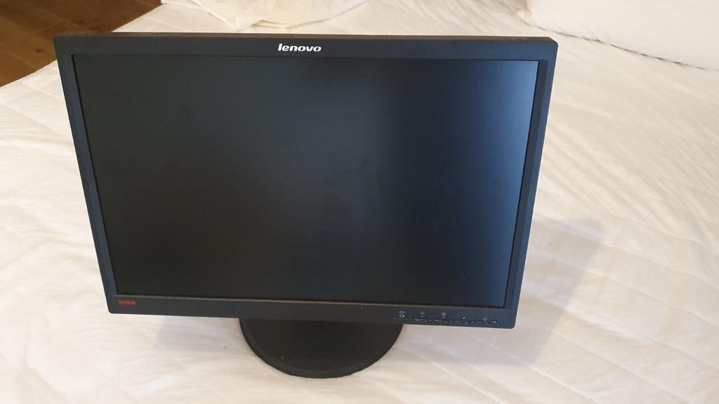 Lenovo Monitor - 22 inch 56 cm in goede staat, Computers en Software, HDMI, Gebruikt, Full HD, Ophalen of Verzenden