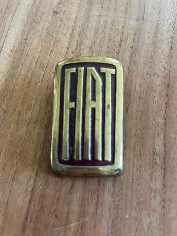 Origineel Fiat grill embleem 1950/60 beschikbaar voor biedingen