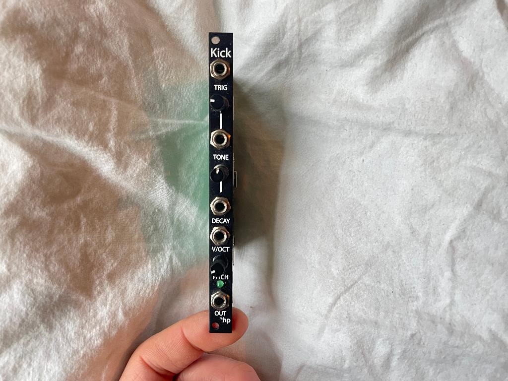 2hp Kick eurorack module, Ophalen of Verzenden, Zo goed als nieuw