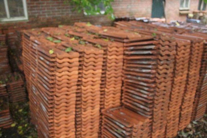 Rode mulden dakpannen allerlei merken + hulpstukken, Doe-het-zelf en Verbouw, Dakpannen en Dakbedekking, Gebruikt, Dakpannen, Steen of Klei
