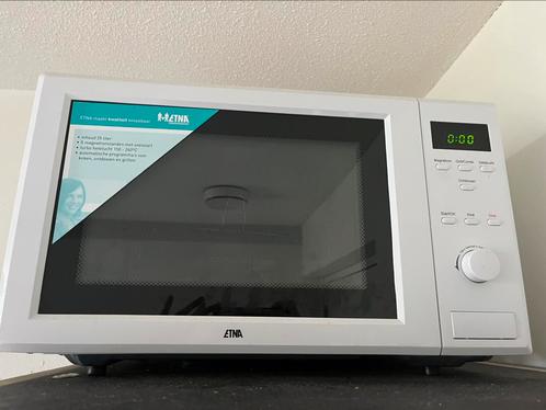 ETNA combimagnetron – magnetron, grill & hete lucht, Witgoed en Apparatuur, Magnetrons, Zo goed als nieuw, Vrijstaand, 45 tot 60 cm
