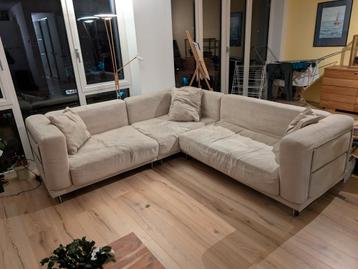 ikea beige hoekbank beschikbaar voor biedingen