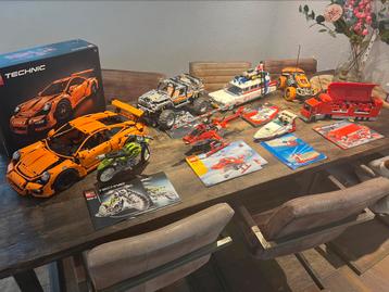 Partij Lego sets met oa 42056 (Porsche), 10274 (Ecto-1) beschikbaar voor biedingen