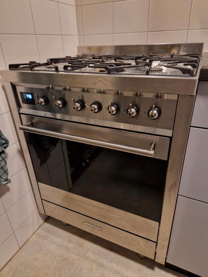 Smeg Gasfornuis met 5 kookzones - Vrijstaand, Witgoed en Apparatuur, Fornuizen, Gebruikt, Vrijstaand, Gas, 5 kookzones of meer
