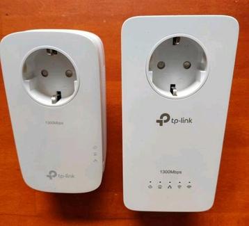 TP link 1300mbps Powerline Passthrough Master en slave Combi beschikbaar voor biedingen