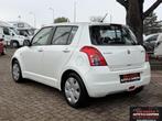 Suzuki Swift 1.3 Comfort met nieuwe koppeling, Auto's, Suzuki, Voorwielaandrijving, Stof, Gebruikt, Zwart