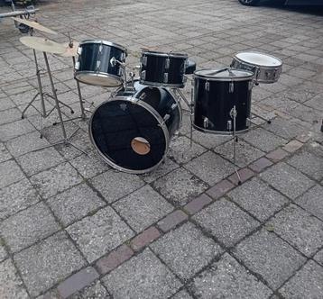  Drumstel  beschikbaar voor biedingen