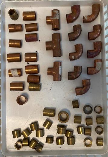 Soldeerfittingen, koppelingen, T-stukken, knietjes beschikbaar voor biedingen