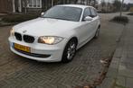 BMW 1-Serie 1.6 116I 5DR 2009 Wit, Auto's, 1-Serie, 4 cilinders, Electronic Stability Program (ESP), Origineel Nederlands
