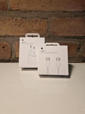 Oplader voor iphone 15/17 originel apple beschikbaar voor biedingen