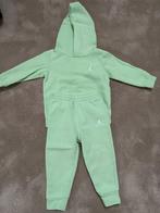 Nike joggingpak maat 86, Kinderen en Baby's, Babykleding | Maat 86, Ophalen of Verzenden, Zo goed als nieuw