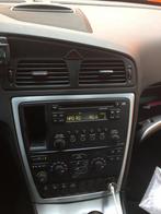 Volvo V70 2.4 140PK 2007 leder trekhaak navi meesturende kop, Auto's, Volvo, Voorwielaandrijving, Euro 5, 1800 kg, Zwart