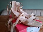 Elegante Beige Hakken - Maat 41, Allegra, Beige, Nieuw, Ophalen of Verzenden
