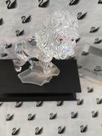 Swarovski crystal leeuw op rots, Ophalen of Verzenden, Zo goed als nieuw, Figuurtje