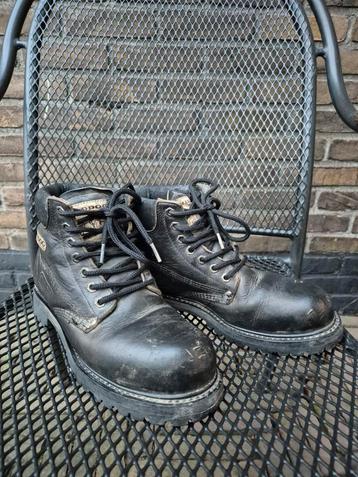 Veiligheidsschoenen, leren werkschoen Maddog maat 40  beschikbaar voor biedingen
