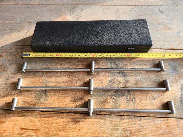 2 x Solar 3 rod buzzerbars fixed wide globetrotter case, Watersport en Boten, Hengelsport | Karpervissen, Gebruikt, Overige typen