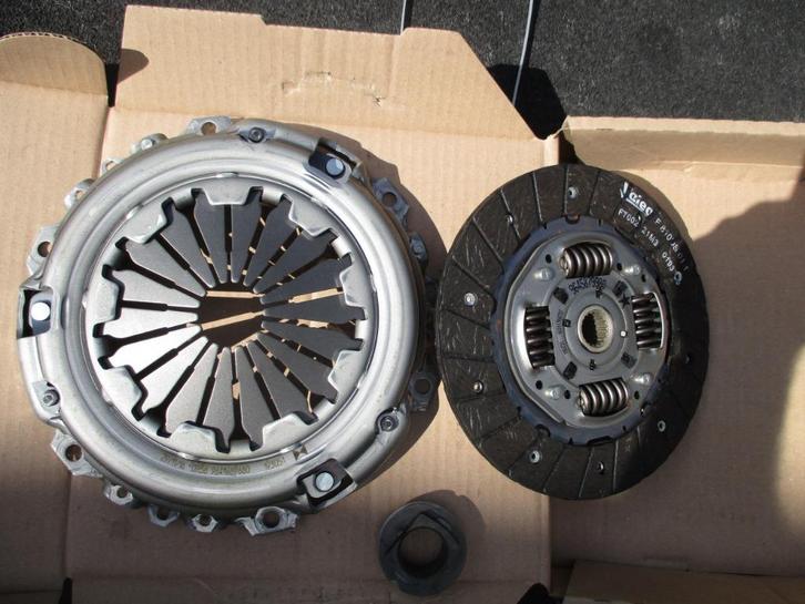 Peugeot 307 1,6 benzine Motortype TU5JP4 onderdelen, Auto-onderdelen, Motor en Toebehoren, Peugeot, Nieuw, Ophalen