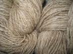 Coburger Fuchs schapenwol crème handgesponnen, Ophalen of Verzenden, Nieuw, Breien of Haken, Wol of Garen