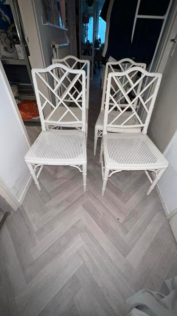 Chippendale Faux Bamboo Stoelen - Set van 4 + 1 grote stoel, Huis en Inrichting, Stoelen, Gebruikt, Vier, Hout, Wit, Ophalen