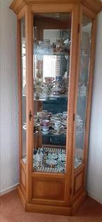 Hoek vitrinekast, Ophalen of Verzenden, Zo goed als nieuw, 25 tot 50 cm