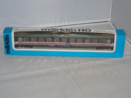Marklin SNCB 2de kl passagierswagon 4274 nieuw in OVP (#837), Hobby en Vrije tijd, Modeltreinen | H0, Nieuw, Wagon, Wisselstroom