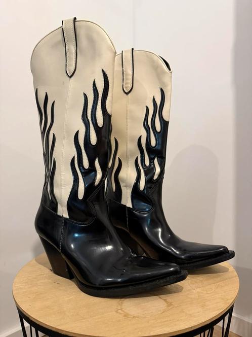 Zwarte western laarzen met vlammen – maat 38, Kleding | Dames, Schoenen, Gedragen, Hoge laarzen, Zwart, Ophalen of Verzenden