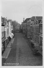 Tiel - Kleibergschestraat (glansfoto) gel. 1951, Verzamelen, Ophalen of Verzenden, 1940 tot 1960, Gelopen, Gelderland