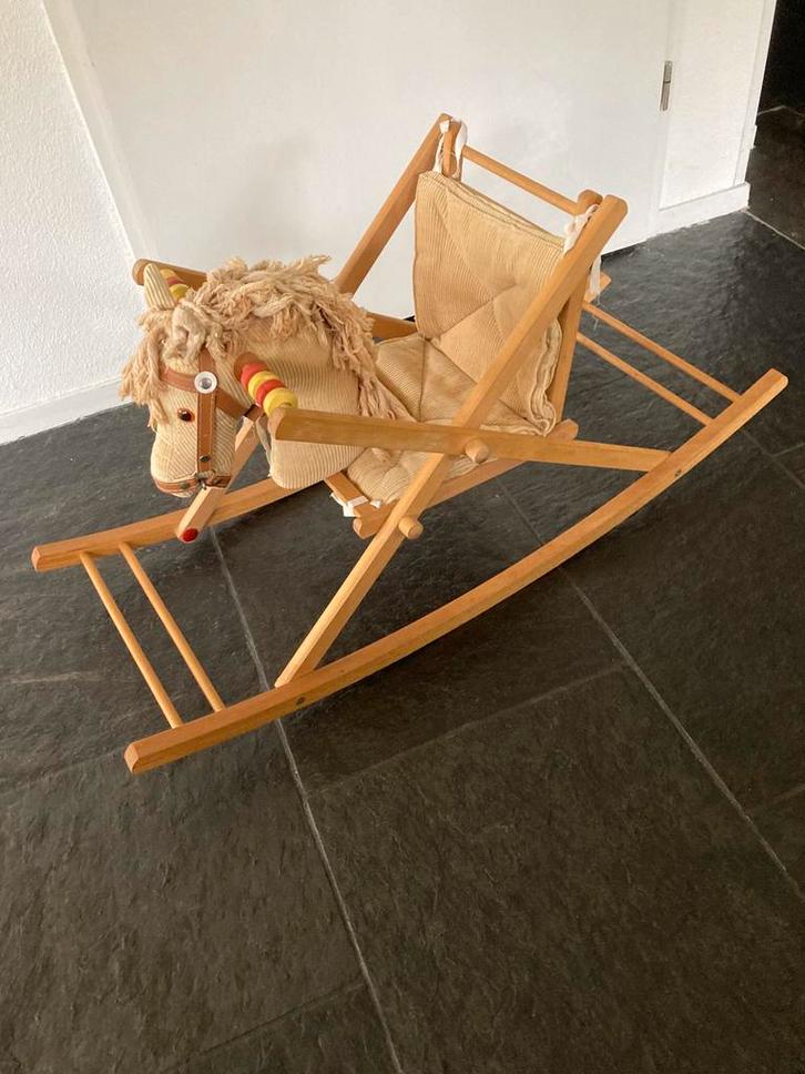Hobbelpaard in goede staat inklappen!, Kinderen en Baby's, Speelgoed | Hobbelfiguren, Zo goed als nieuw, Ophalen