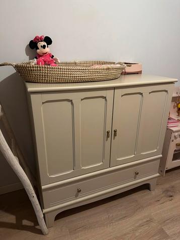 Dressoir/ kast