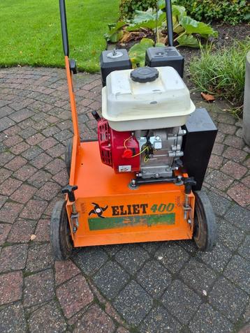 Eliet E400 verticuteermachine   beschikbaar voor biedingen