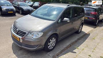 Volkswagen Touran 1.6 Easyline Cruise UNITED EDITION 7 PERSO beschikbaar voor biedingen