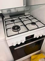 Gasfornuis Bosch wit, Witgoed en Apparatuur, Fornuizen, Ophalen, 4 kookzones, Zo goed als nieuw, Gas