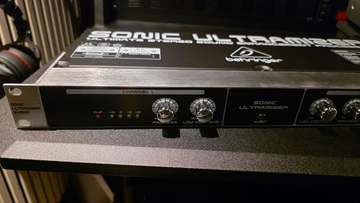 Behringer SU9920 Sonic Ultramizer - Stereo Sound Enhancement, Muziek en Instrumenten, Versterkers | Keyboard, Monitor en PA, Gebruikt