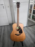 Yamaha - F800M, Muziek en Instrumenten, Snaarinstrumenten | Gitaren | Akoestisch, Ophalen, Zo goed als nieuw, Western- of Steelstringgitaar