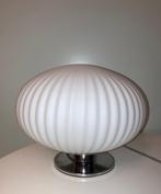 Tafellamp met ribbelglas lampenkap, Ophalen of Verzenden, Gebruikt, Glas, Minder dan 50 cm