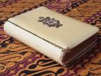 Mooie complete oude bijbel met zilver uit Engeland uit 1927., Antiek en Kunst, Antiek | Boeken en Bijbels, Ophalen of Verzenden