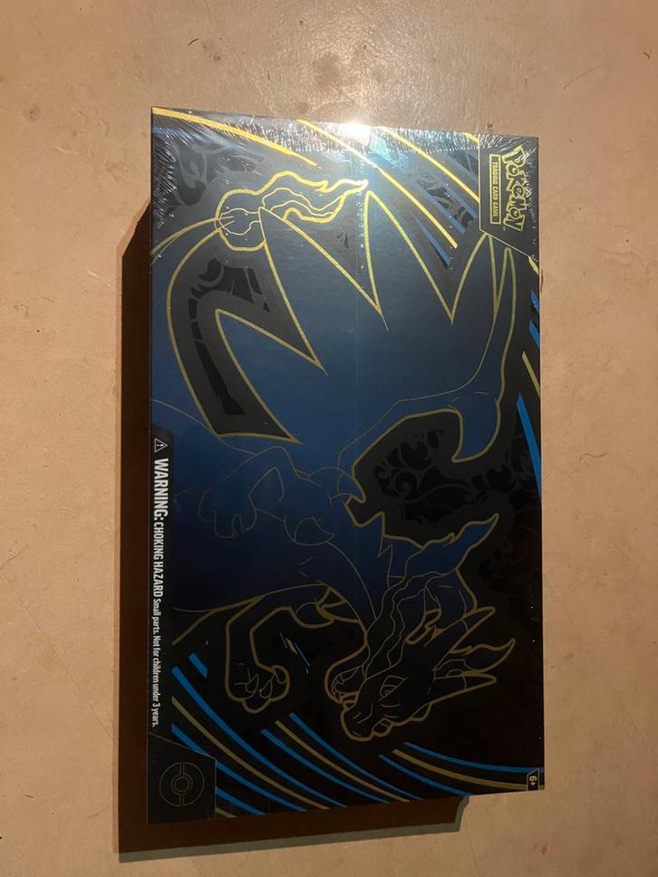 Pokémon Mega Charizard X Ultra Premium Collectie, Hobby en Vrije tijd, Verzamelkaartspellen | Pokémon, Nieuw, Overige typen, Ophalen of Verzenden