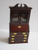 poppenhuis leuk kastje/bureau, Verzamelen, Poppenhuizen en Toebehoren, Ophalen of Verzenden, Gebruikt, Decoratie