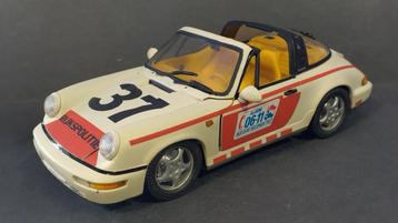 Porsche 911 Carrera Rijkspolitie Politie 1:18 Anson Pol beschikbaar voor biedingen
