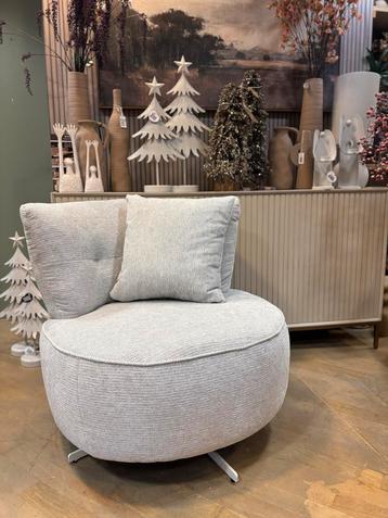 Mooie relax draai fauteuil, in 2 kleuren te bestellen nieuw beschikbaar voor biedingen